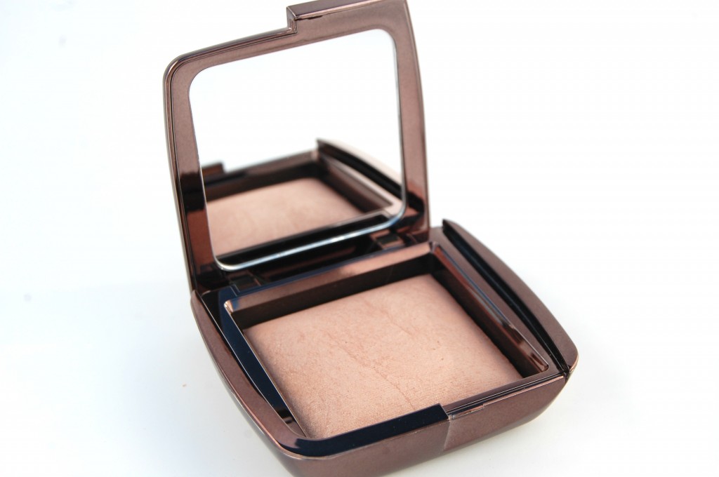 Hourglass Ambient Lighting Powder in Radiant Light