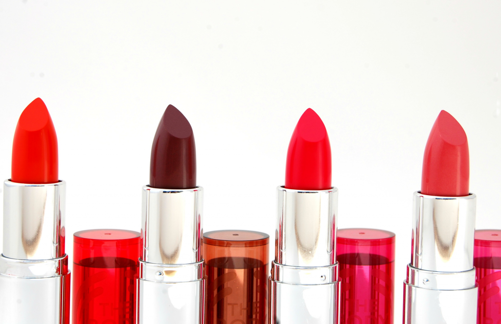 The Body Shop Colour Crush Lipstick  (1)