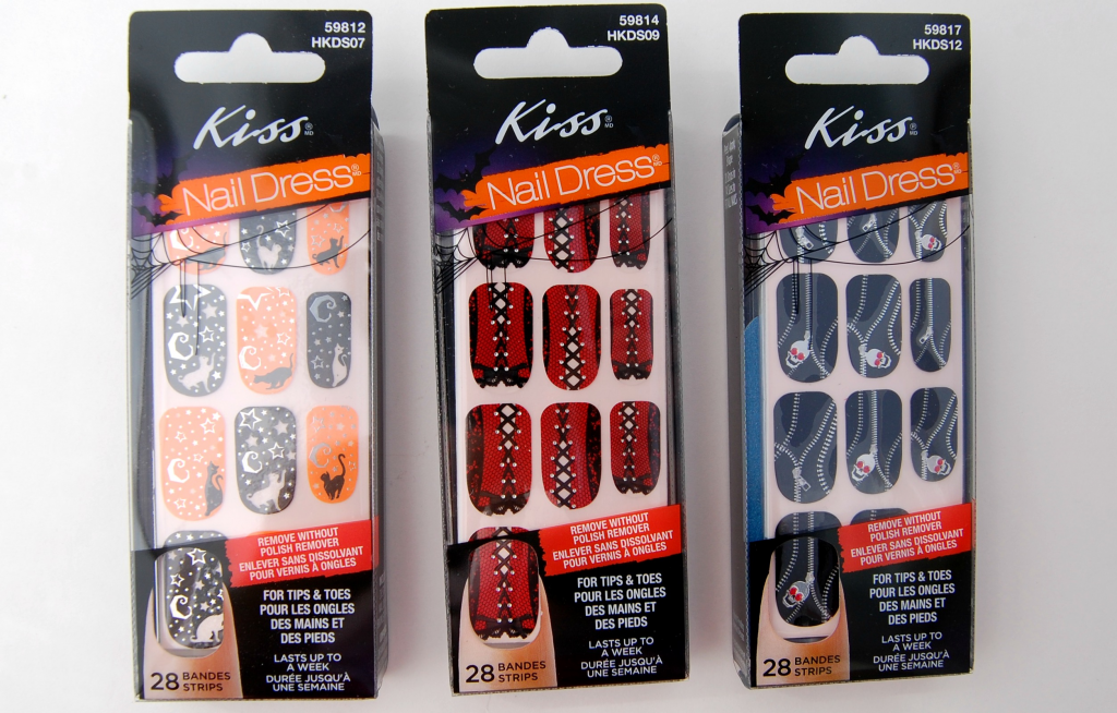 Halloween Kiss Nail Dress