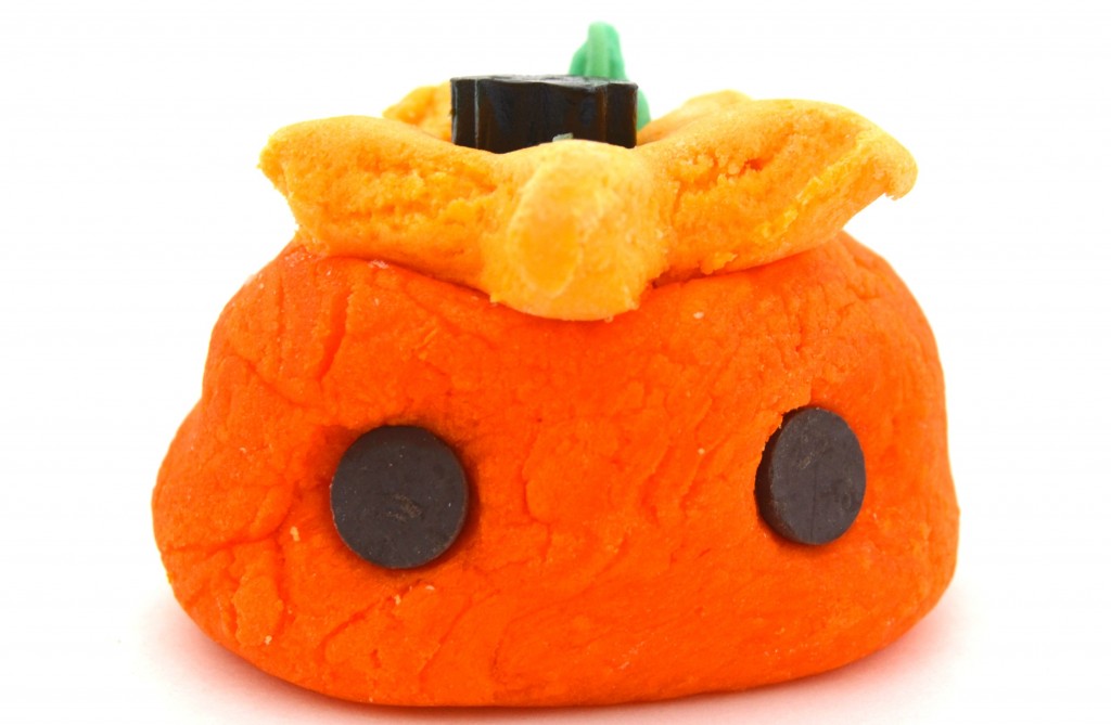 LUSH Pumkin Bubble Bar  (1)