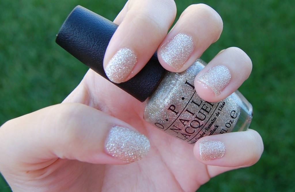 OPI My Favorite Ornament (1)