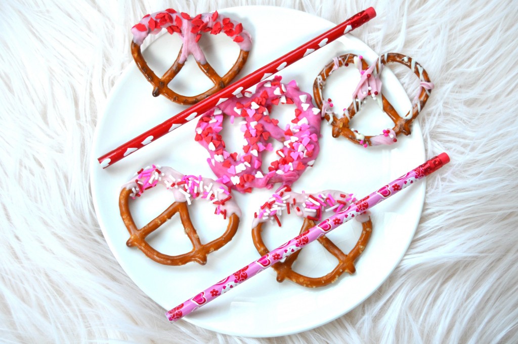 Valentine’s Chocolate Covered Pretzels (6)