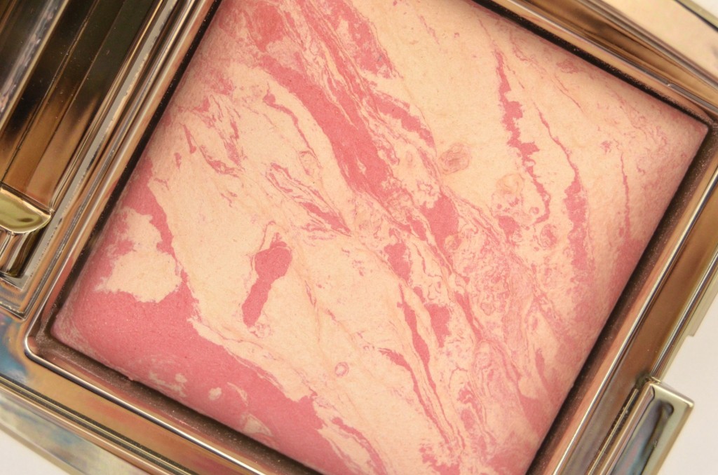 Hourglass Ambient Lighting Blush  (4)