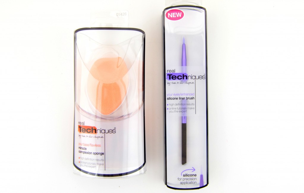 Real Techniques Miracle Complexion Sponge and Silicone Liner Brush