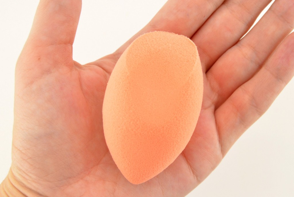 Real Techniques Miracle Complexion Sponge (3)