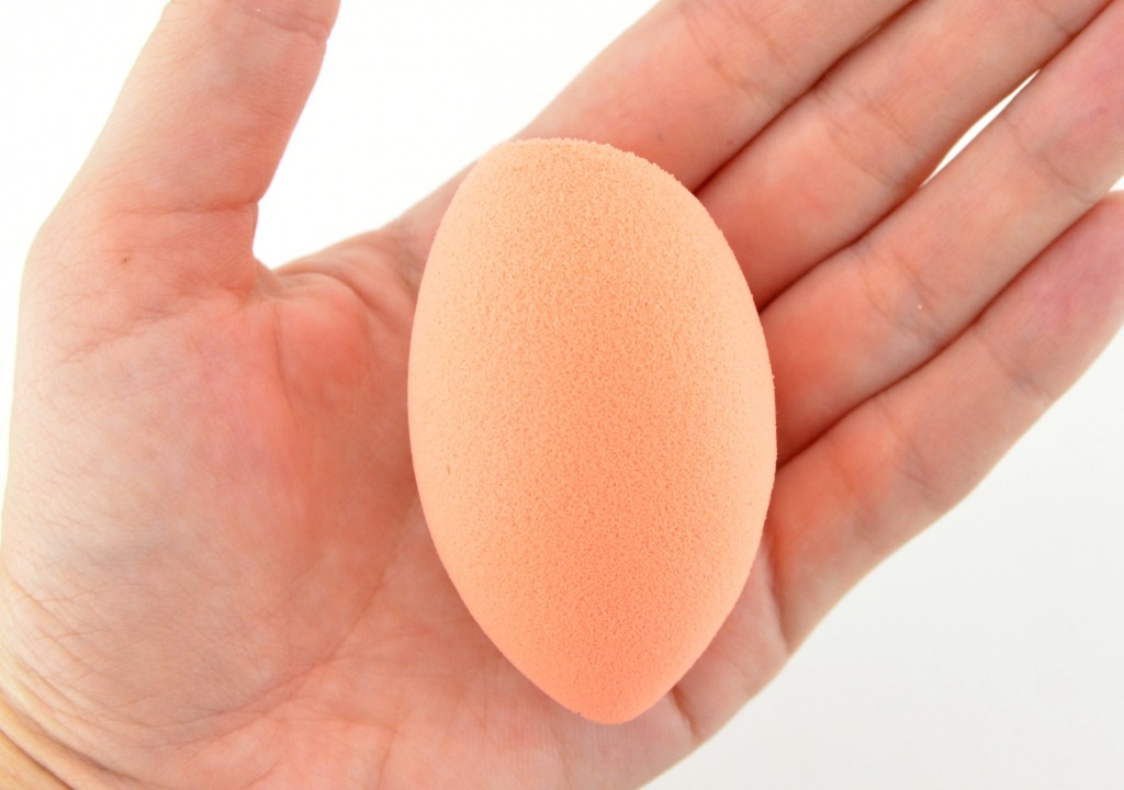 Real Techniques Miracle Complexion Sponge (4)