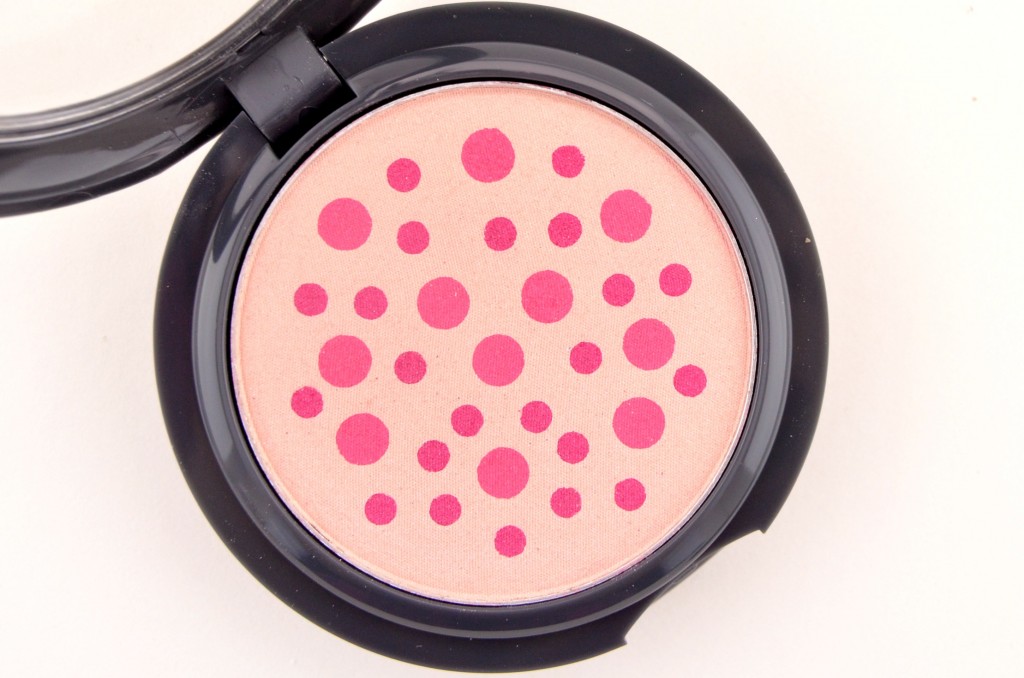 Almay Smart Shade, Powder Blush, Pink, Canadian Beauty Bloggers, Canadian Beauty Blog, summer looks, makeup, cosmetics