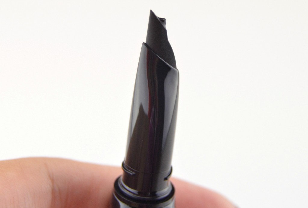 Benefit They’re Real! Push-Up Liner  (5)