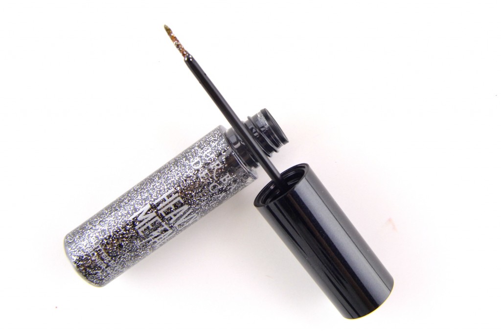 Urban Decay, Pulp Fiction, Heavy Metal, Glitter Eyeliner, Gunmetal, sparkly eyeliner, silver eyes