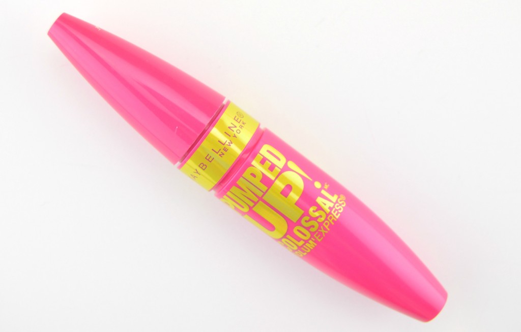 Maybelline Volum' Express Pumped Up Mascara  (2)