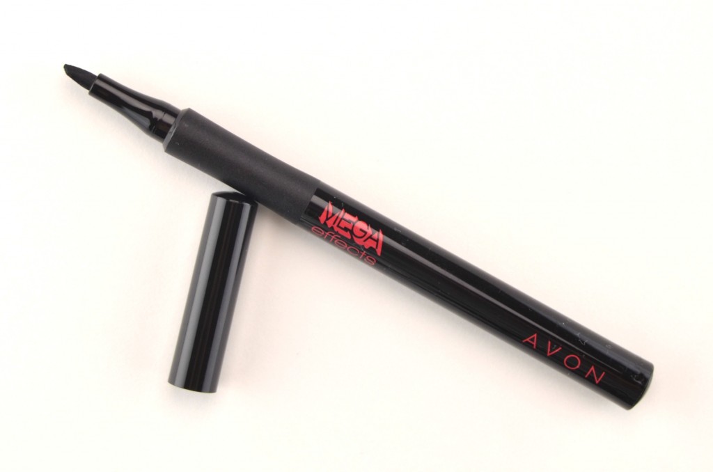 Avon Mega Effects Liquid Eye Liner Review, Blogger, Makeup Crimes, Spring Makeup looks, Latest cosmetics trends, makeup tips, Toronto Blog, How to apply, makeup trends, crimes of beauty, beauty blog