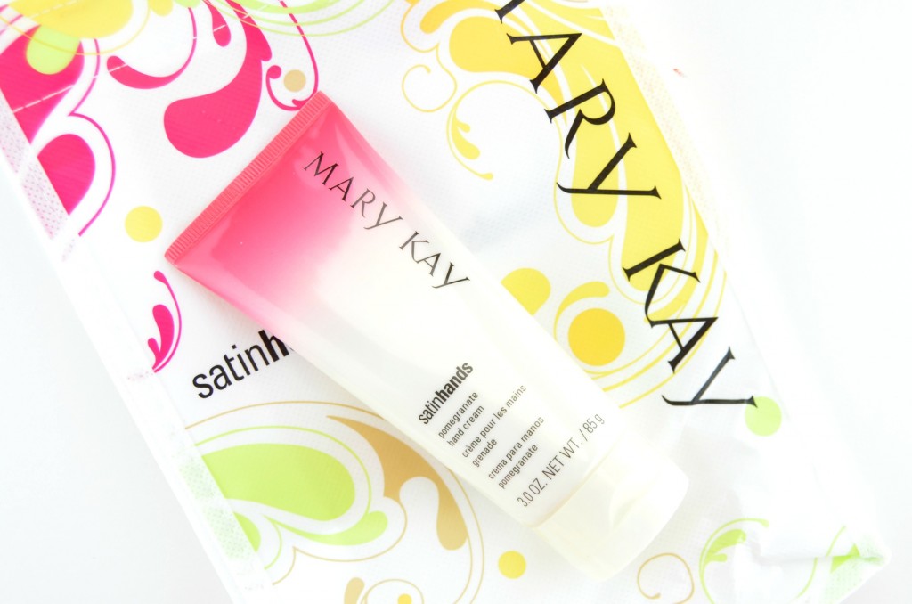 Mary Kay Pomegranate Satin Hands Pampering Set (5)