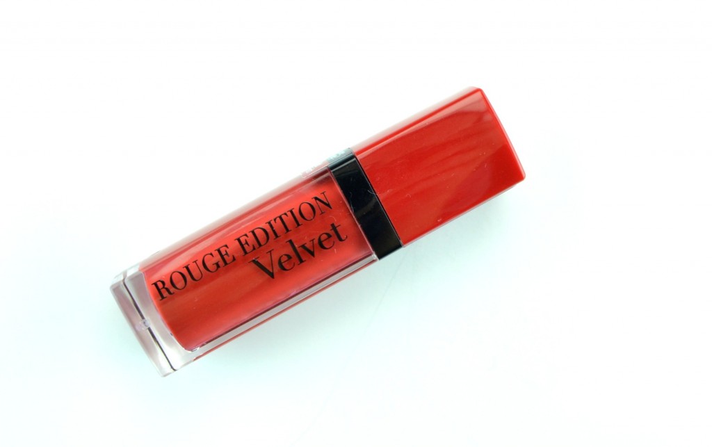 Bourjois Rouge Edition Velvet, bourjois lipstick, red lipstick, Makeup Blog, Canadian Beauty Blogs, The Pink Millennial, Ontario Blog, Makeup code, business casual for women, winter makeup looks, makeup looks, cosmetics