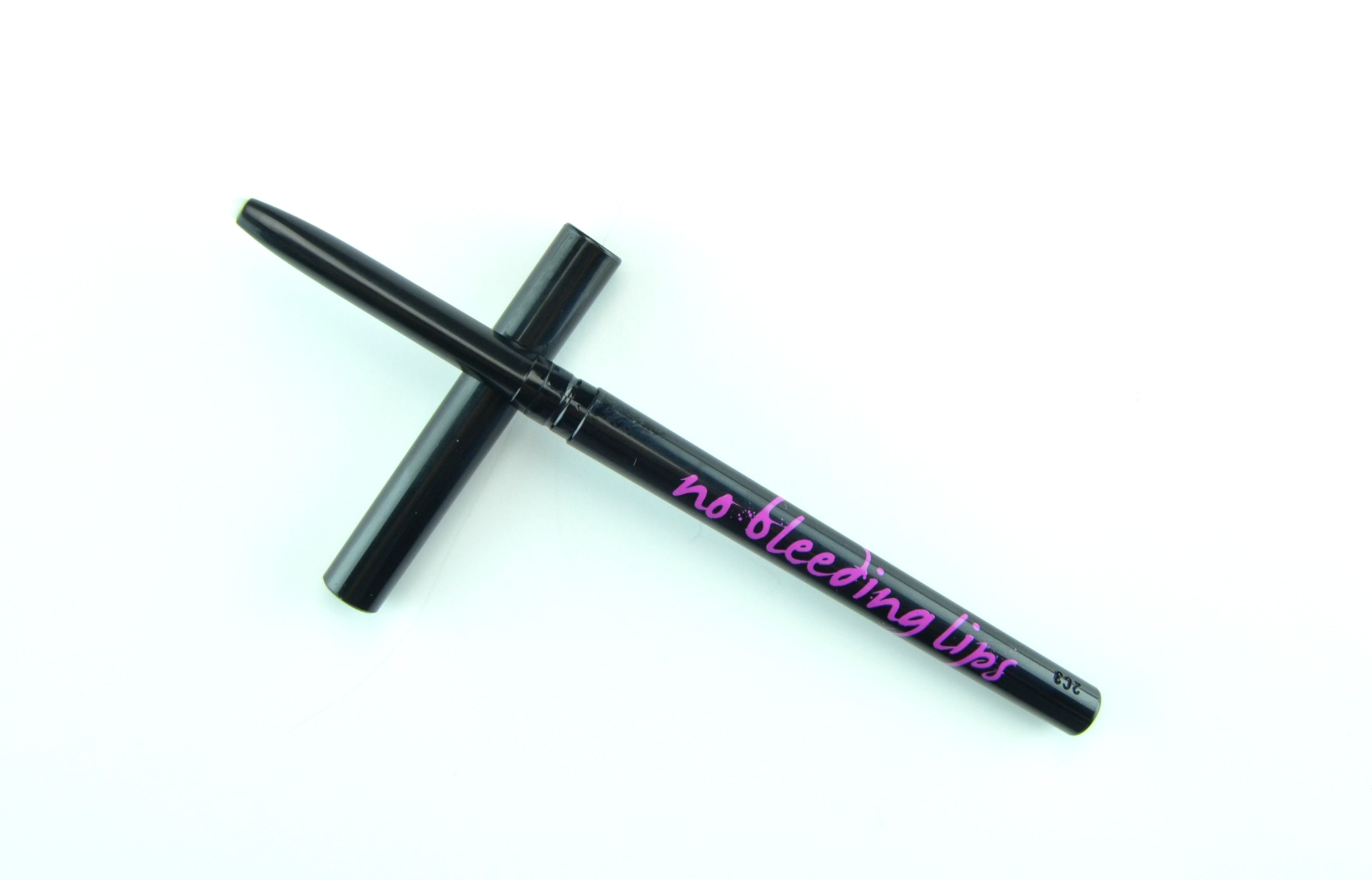 No Bleeding Lips Secret Lip Liner (3) The Pink Millennial