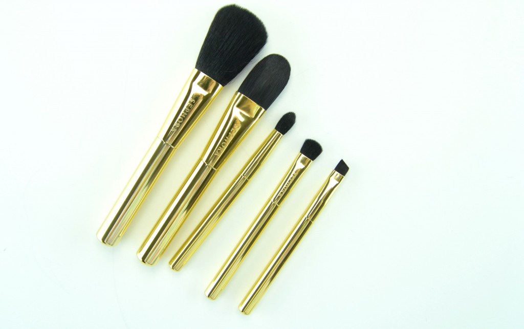 Sephora Collection Gold Star Skinny Brush Set, powder brush, foundation brush, crease brush, shadow brush, liner brush, metallic gold clutch, makeup brushes  