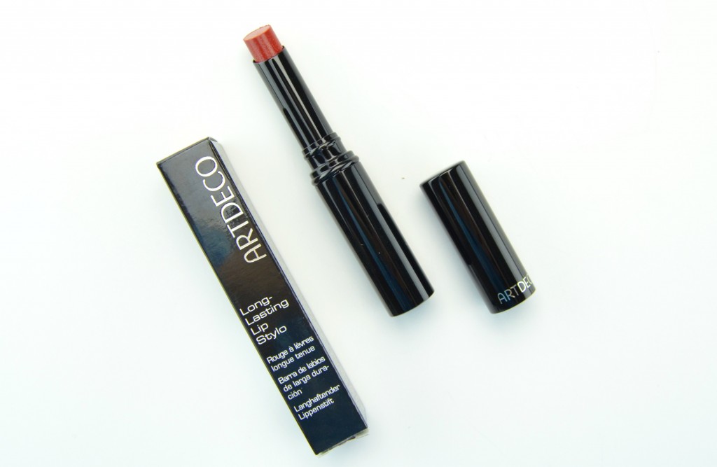 ARTDECO Long Lasting Lip Stylo in Scarlet Red  (1)