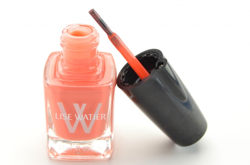 Lise Watier Expression, Lise Watier Nail Lacquer, coral nail polish, coral nails, nail blogger, canadian nail bloggers