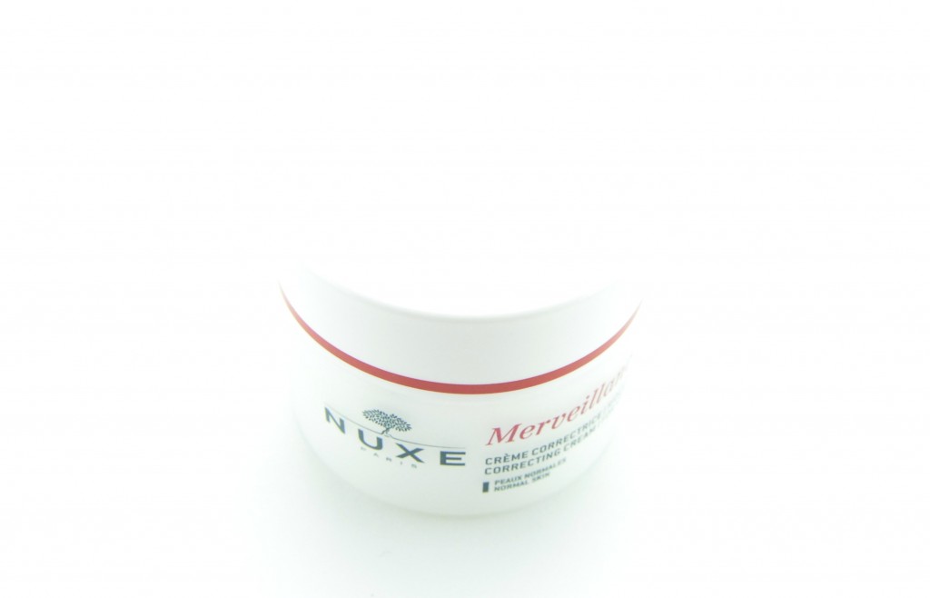 Neux Merveillance Expert Correcting Cream for Visible Lines 