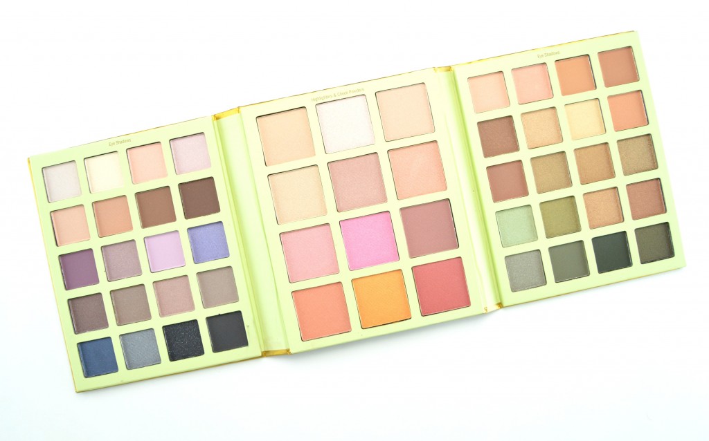 Pixi Ultimate Beauty Kit 2nd Edition Eye & Cheek Palette, Blogger, Makeup Crimes, Fall Makeup looks, Latest cosmetics trends, makeup tips, Toronto Blog, How to apply, makeup trends, crimes of beauty, beauty blog