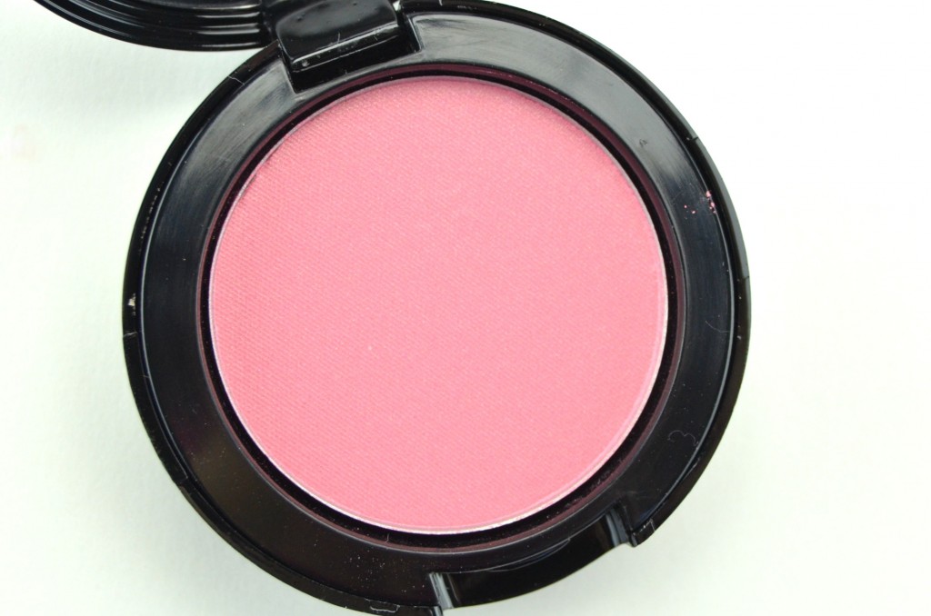 Annabelle blush, spring time blush, spring blush, pink blush, pink cheeks, Annabelle Blushon , beauty blogger