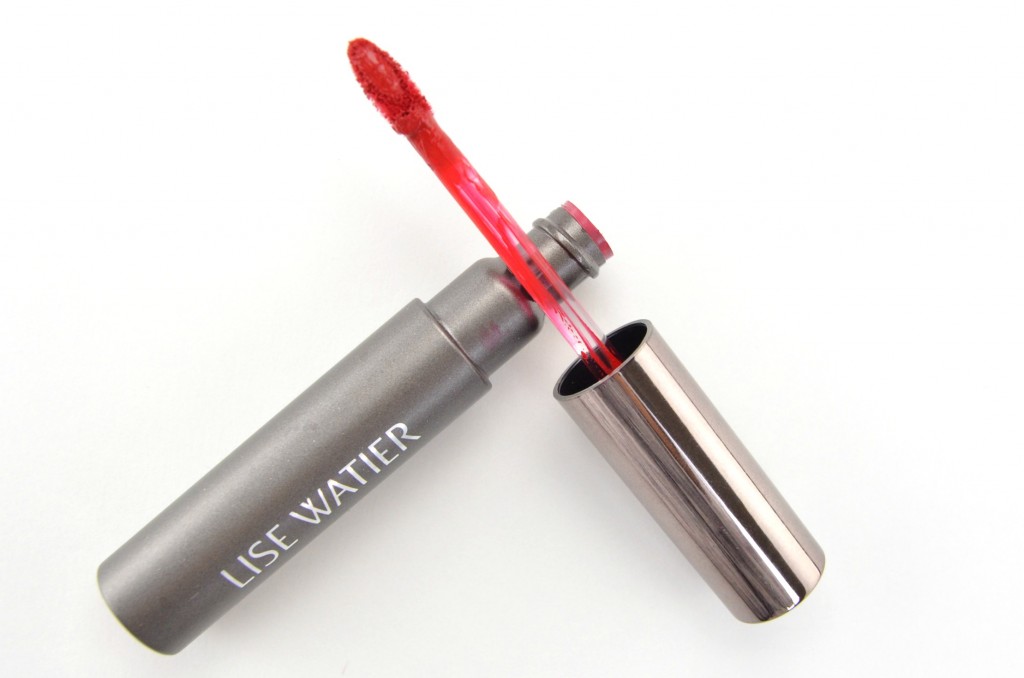 Lise Watier Baiser Velours, Liquid Lipstick, lise watier lipstick, liquid lippie, velvety lipstick, lise waiter lipgloss, hot pink lipstick, red lipstick