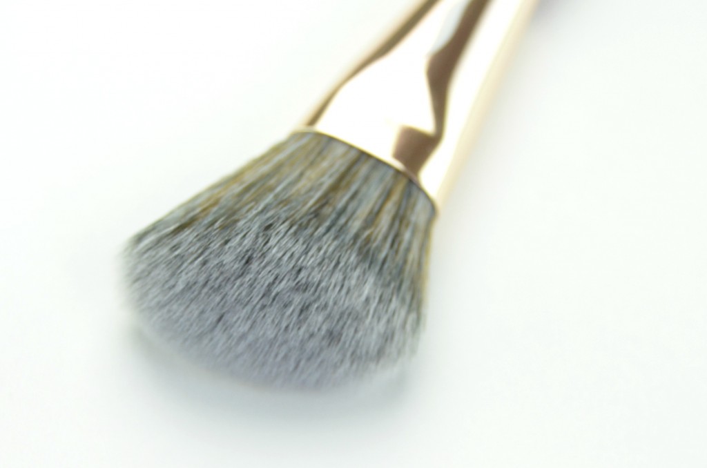 SEPHORA + PANTONE, colour of the Year Marsala, Sephora Marsala Pro Angled Blush Brush #49 , Sephora Pro Angled Blush Brush #49, pro angled brush, sephora #49