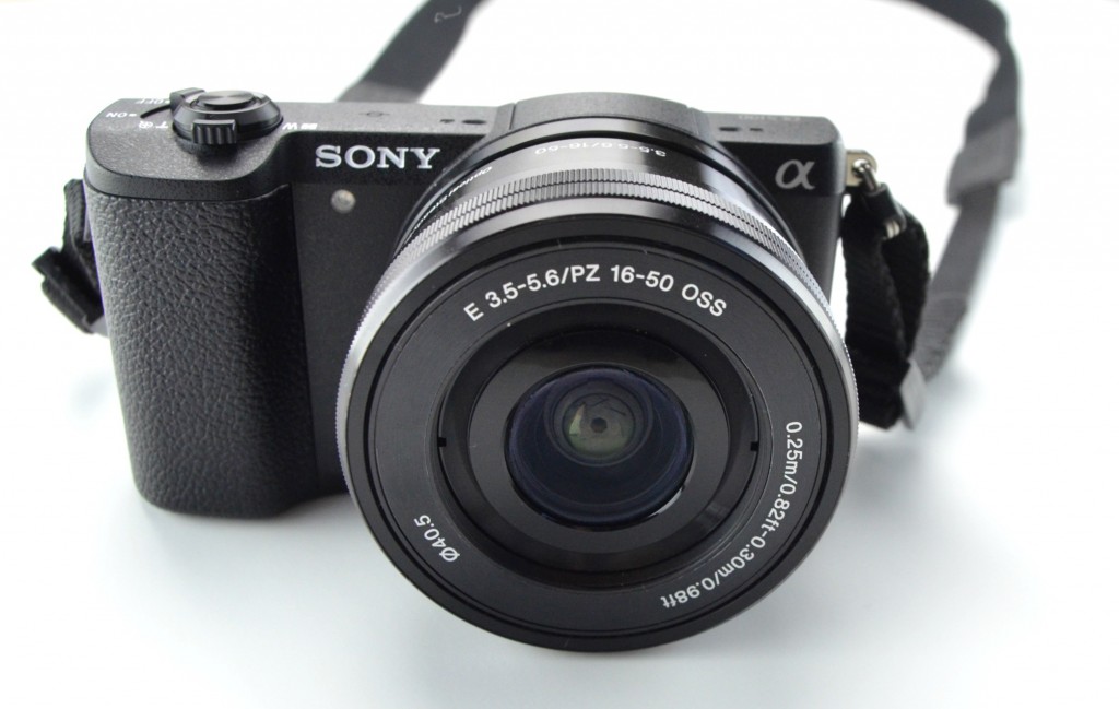 Sony A5100 Mirrorless Camera w1650mm Zoom Lens  (1)