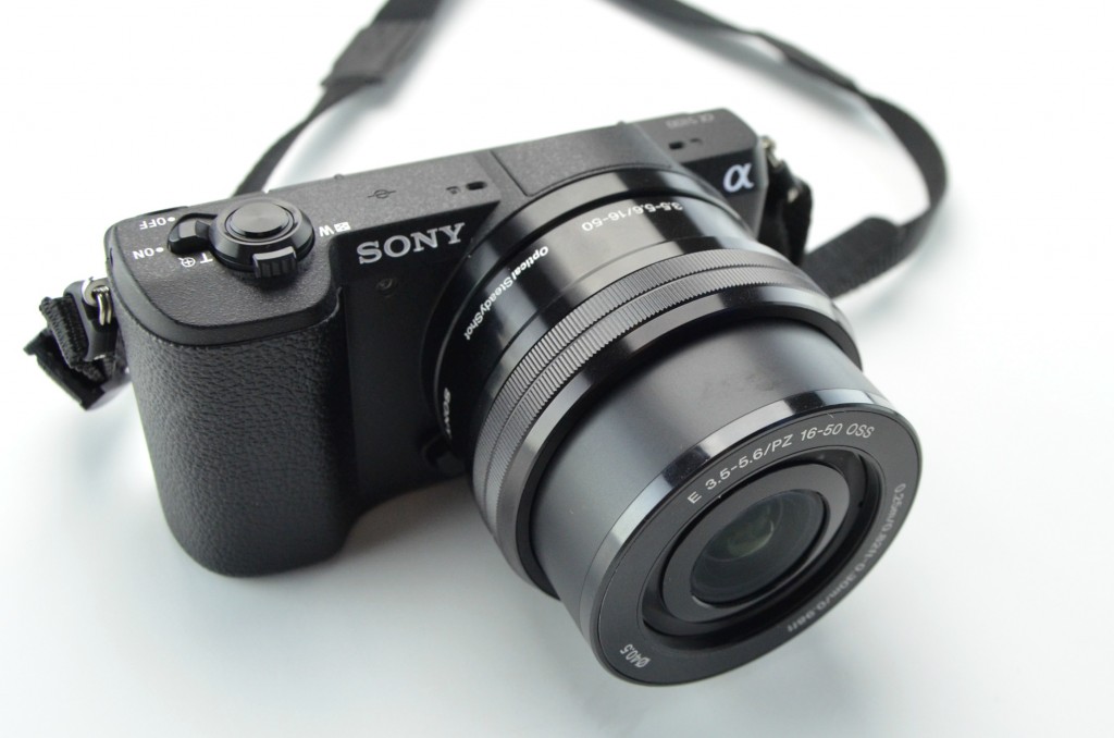 Sony A5100 Mirrorless Camera w1650mm Zoom Lens  (2)