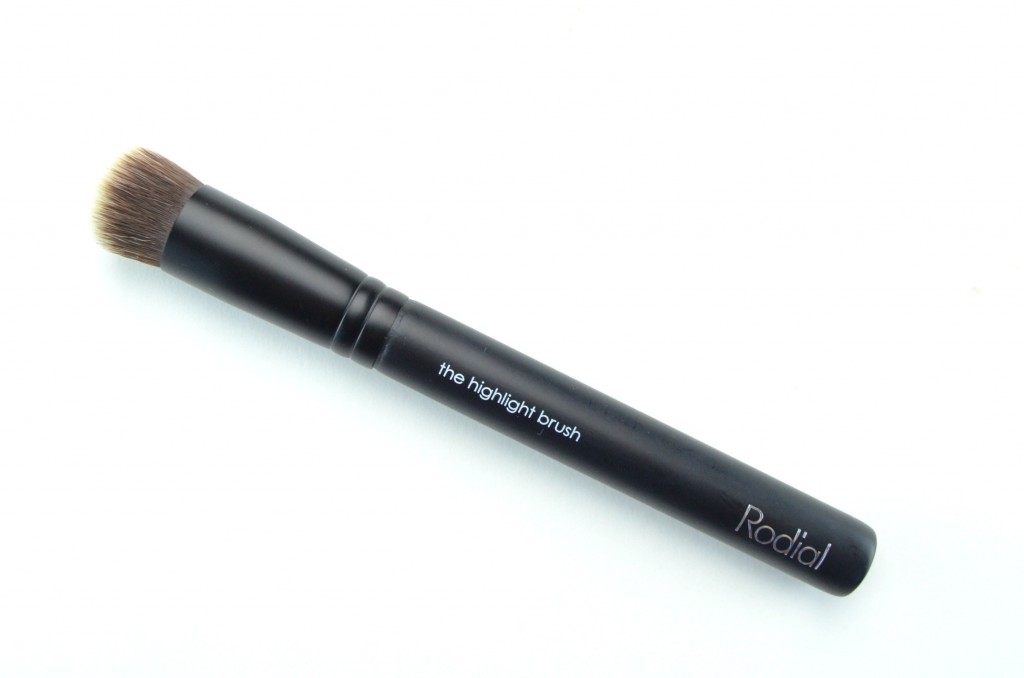 Rodial Highlight Brush  (1)