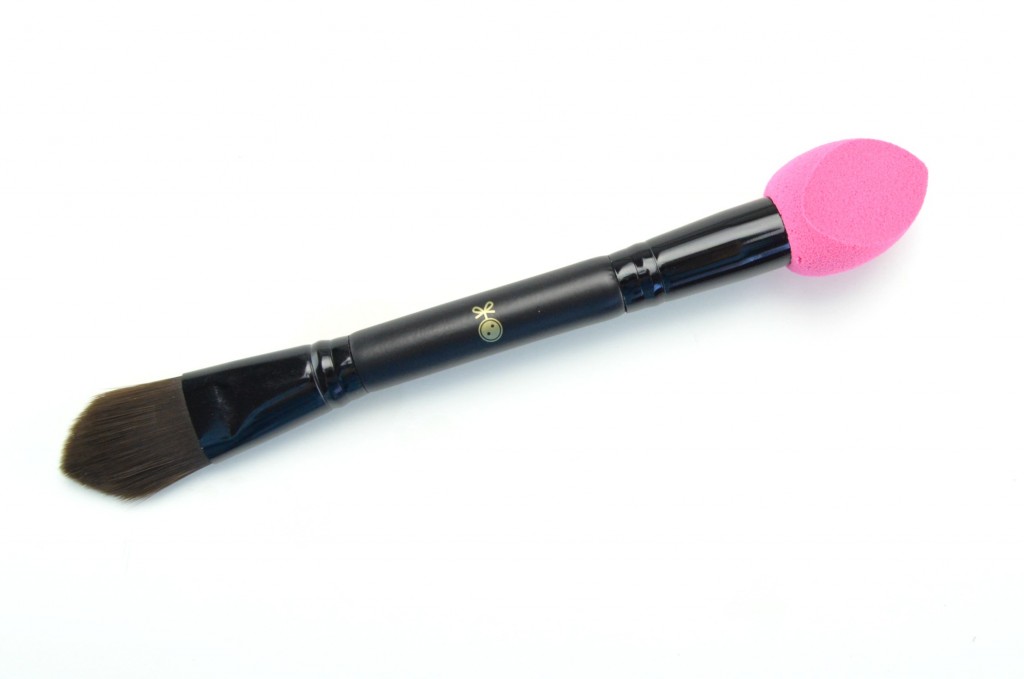 Loose Button Double Ended Blending Brush