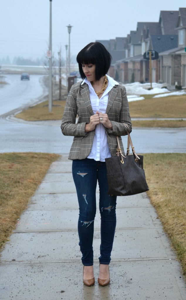 What I Wore, white Blouse, Smart Set button up blouse, checker blazer, h&m blazer, Michael Kors Purse, Ripped skinny Jeans, nude pumps, target heels, Canadian fashionista