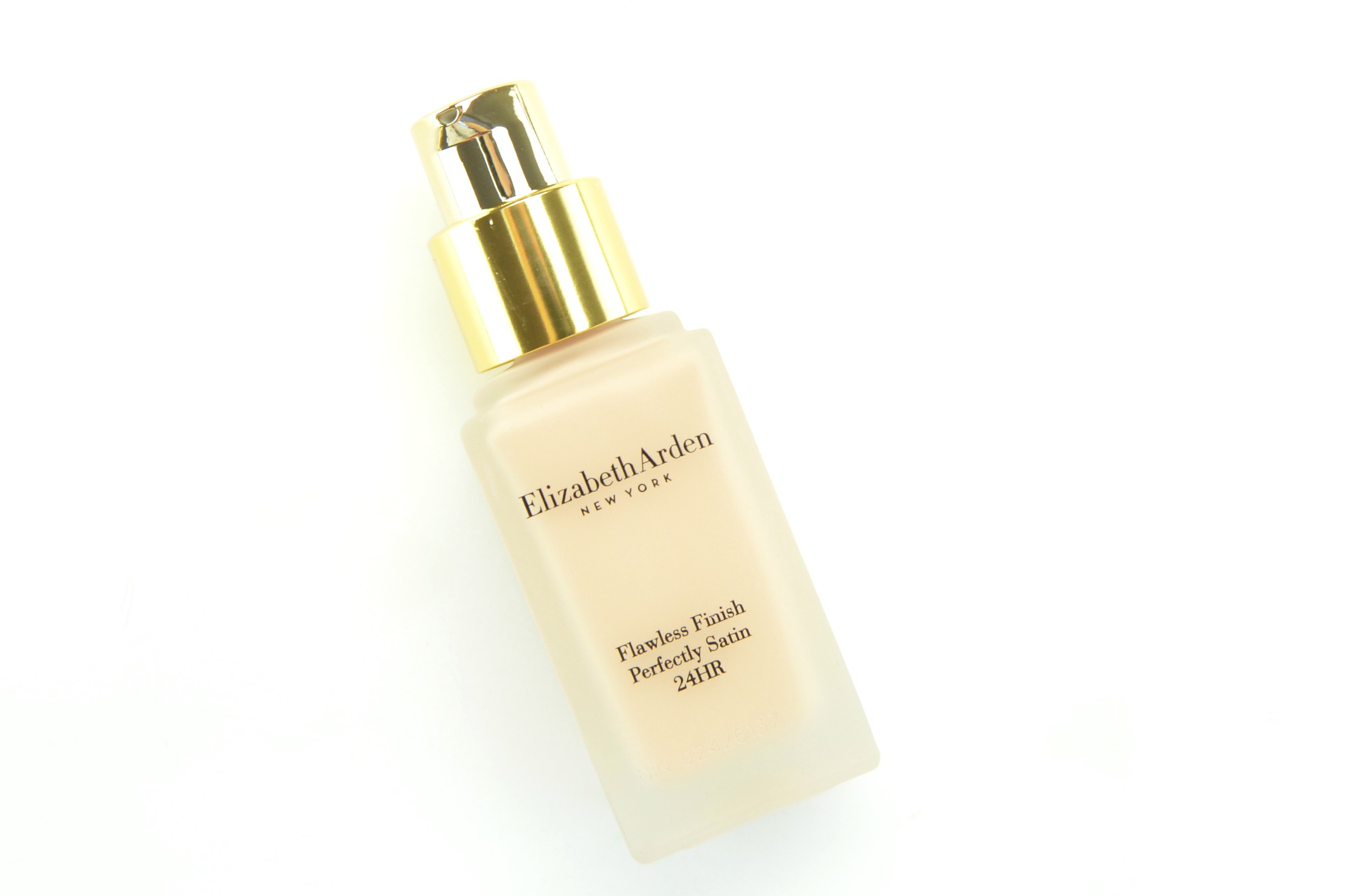 Elizabeth Arden Flawless Finish Perfectly Satin 24HR Liquid Makeup SPF