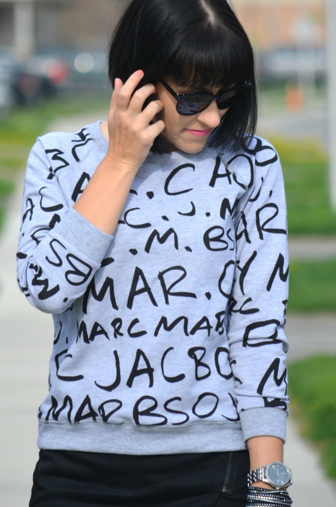 black Skort, zara black skort, white round purse, Pinkstix handbag, black Heel, Target shoes, Canadian fashion blogger