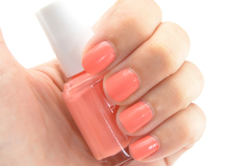 Essie Peach Side Babe 