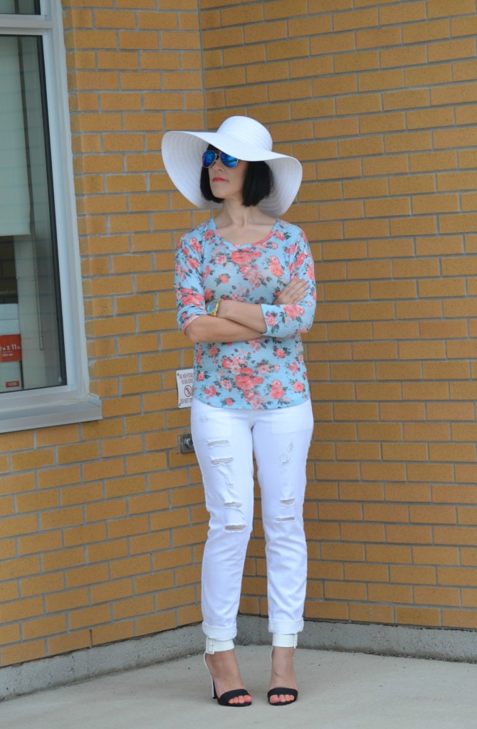 What I Wore, Walmart challenge, looks for less, Floral Top, Aviators, gold statement Watch, white floppy hat, white boyfriend jeans, colour blocked heels, Canadian fashionista