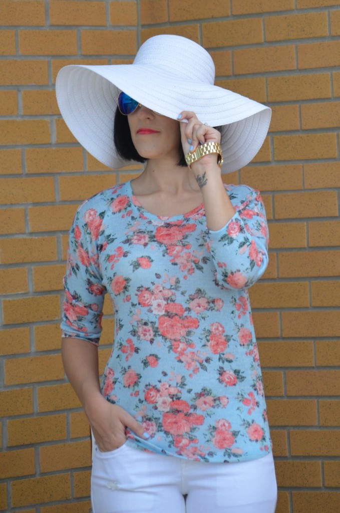 What I Wore, Walmart challenge, looks for less, Floral Top, Aviators, gold statement Watch, white floppy hat, white boyfriend jeans, colour blocked heels, Canadian fashionista