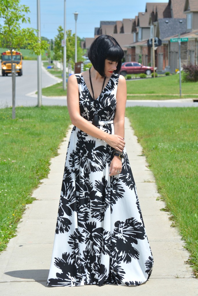 Beauty United, #ElleRW, Elle for RW, black and white floral dress, rw maxi dress, The Pink Millennial, Cocoa Jewelry, white belt, Rebecca Minkoff purse 