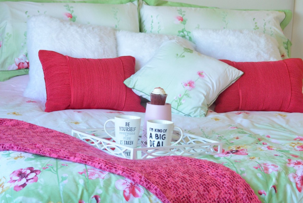 Maple Harbour comforter, bed in a bag, summer douvet, maple harbour bedding