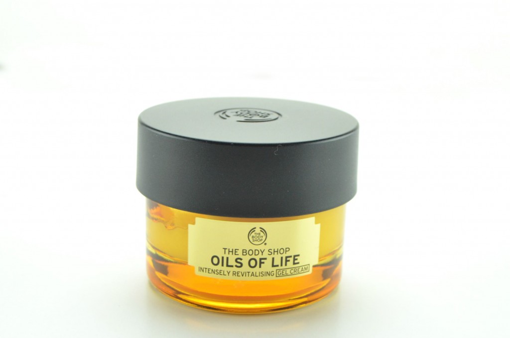 The Body Shop Oils Of Life Intensely Revitalising Gel Cream 