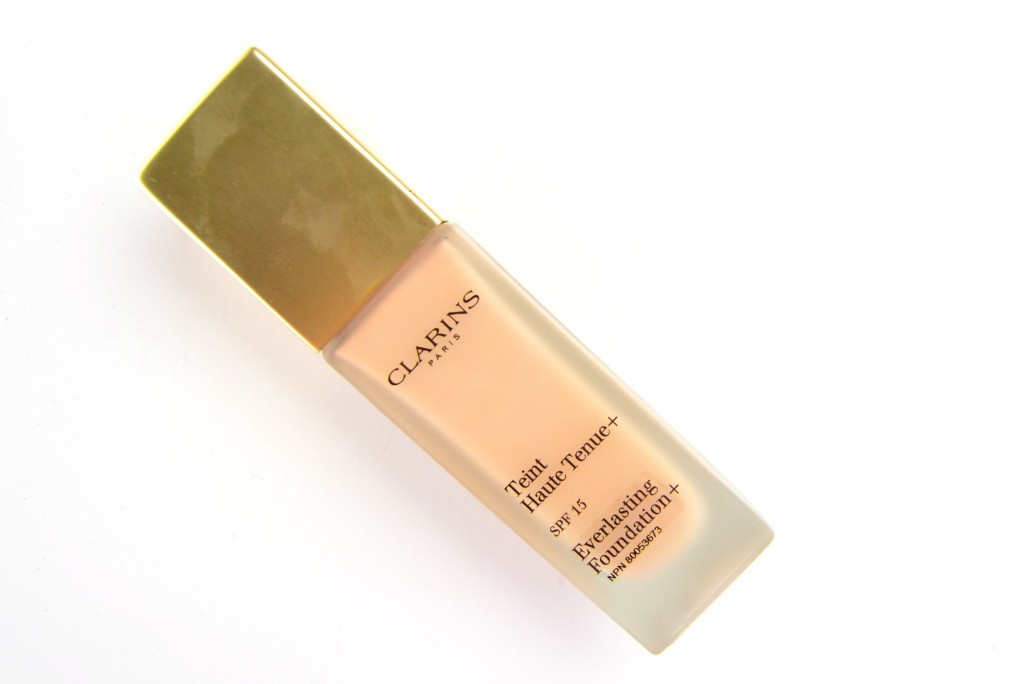 Clarins Everlasting Foundation in shade 102.5 Porcelain