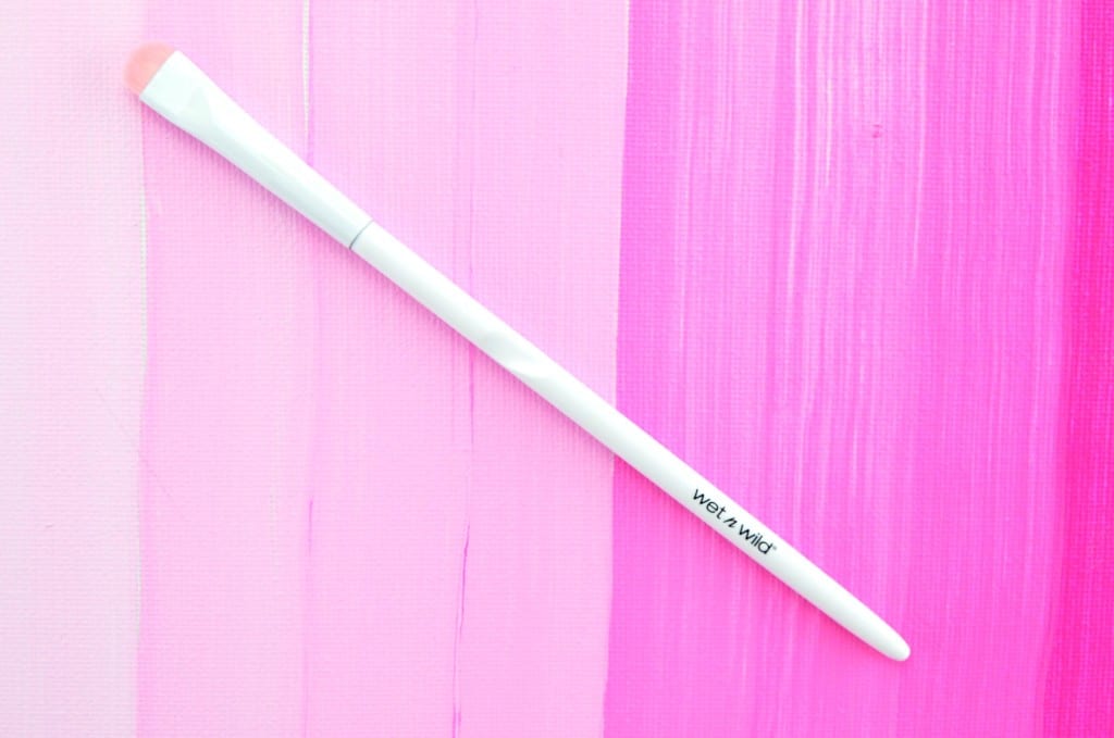 Wet N Wild Bent Liner Brush