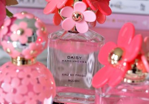 Marc Jacobs Daisy Eau So Fresh Blush