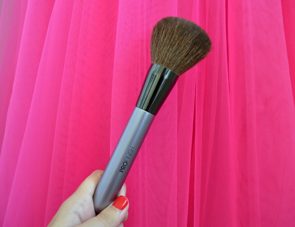 ProFinish The Luxurious Powder Brush