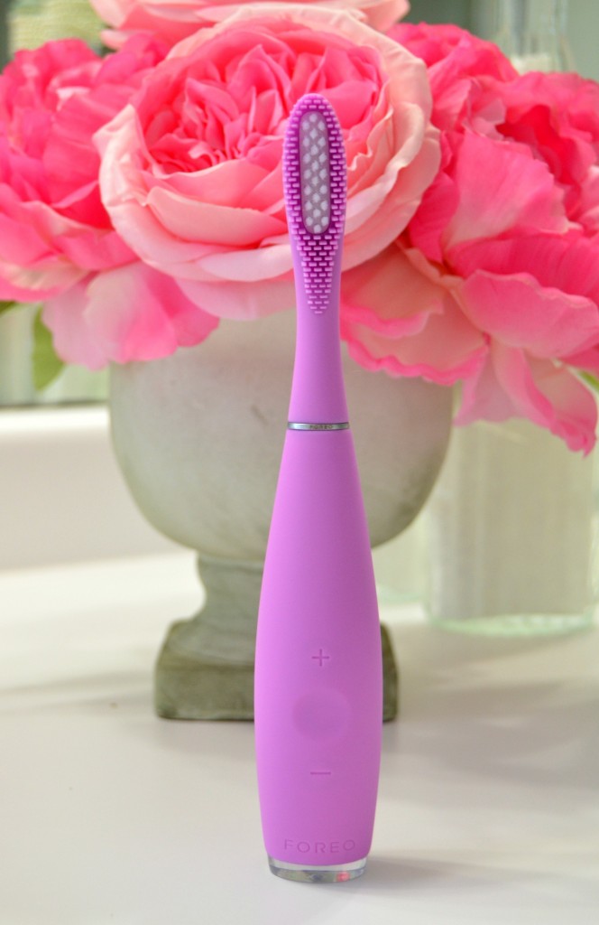 FOREO ISSA Hybrid Toothbrush