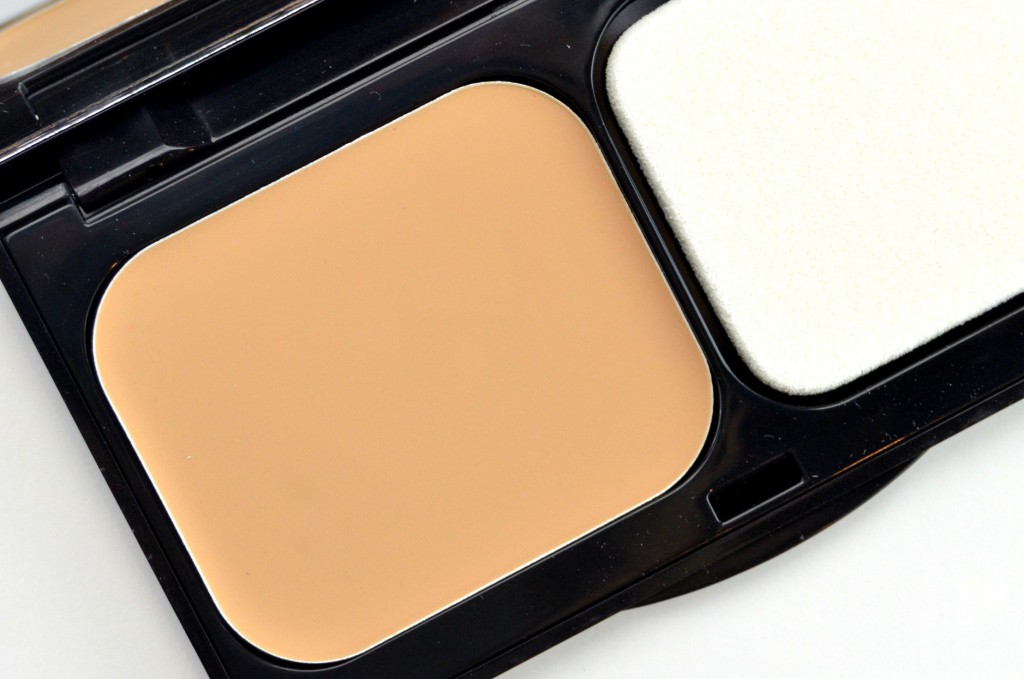 Marcelle Flawless Compact Foundation