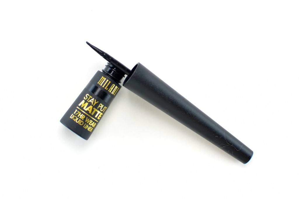 Milani Stay Put Matte 17HR Wear Liner