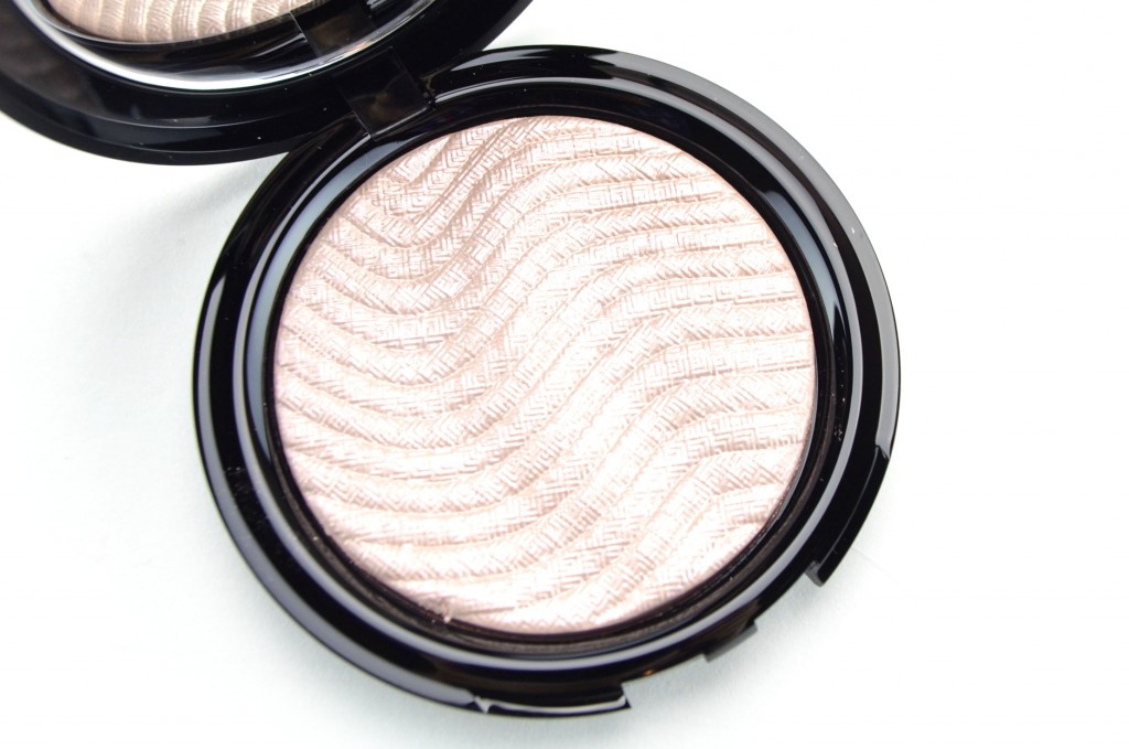 Make Up For Ever Pro Light Fusion Undetectable Luminizer