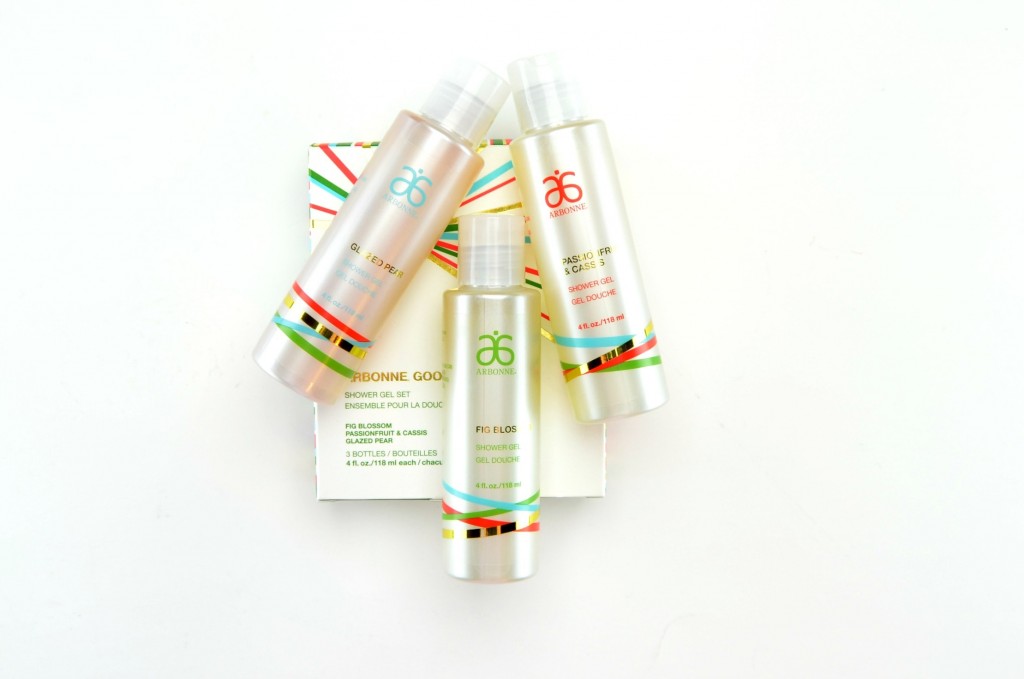 Arbonne Good Cheer Shower Gel Set