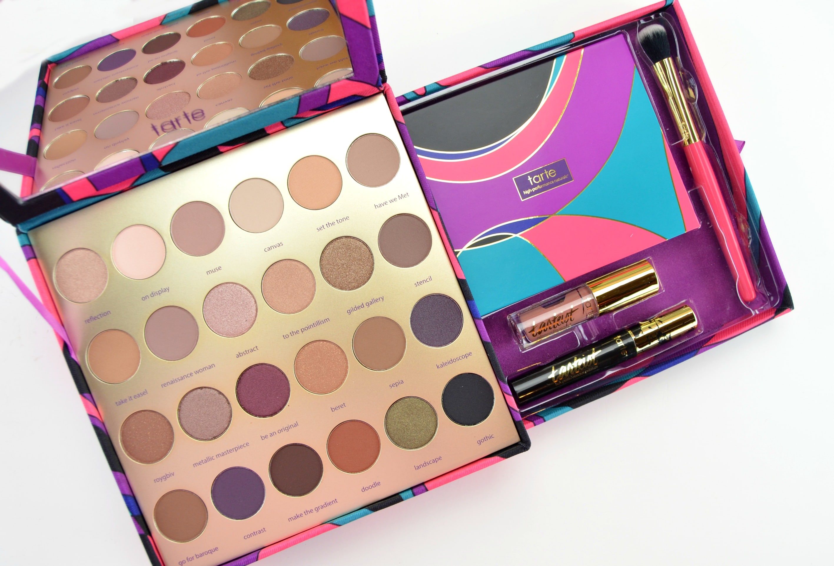 holidaygiftguidewithtarte5 The Pink Millennial