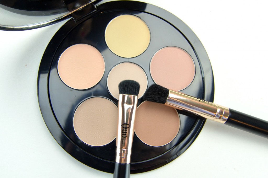 Quo Cosmetics Eye Shadow Contour Set